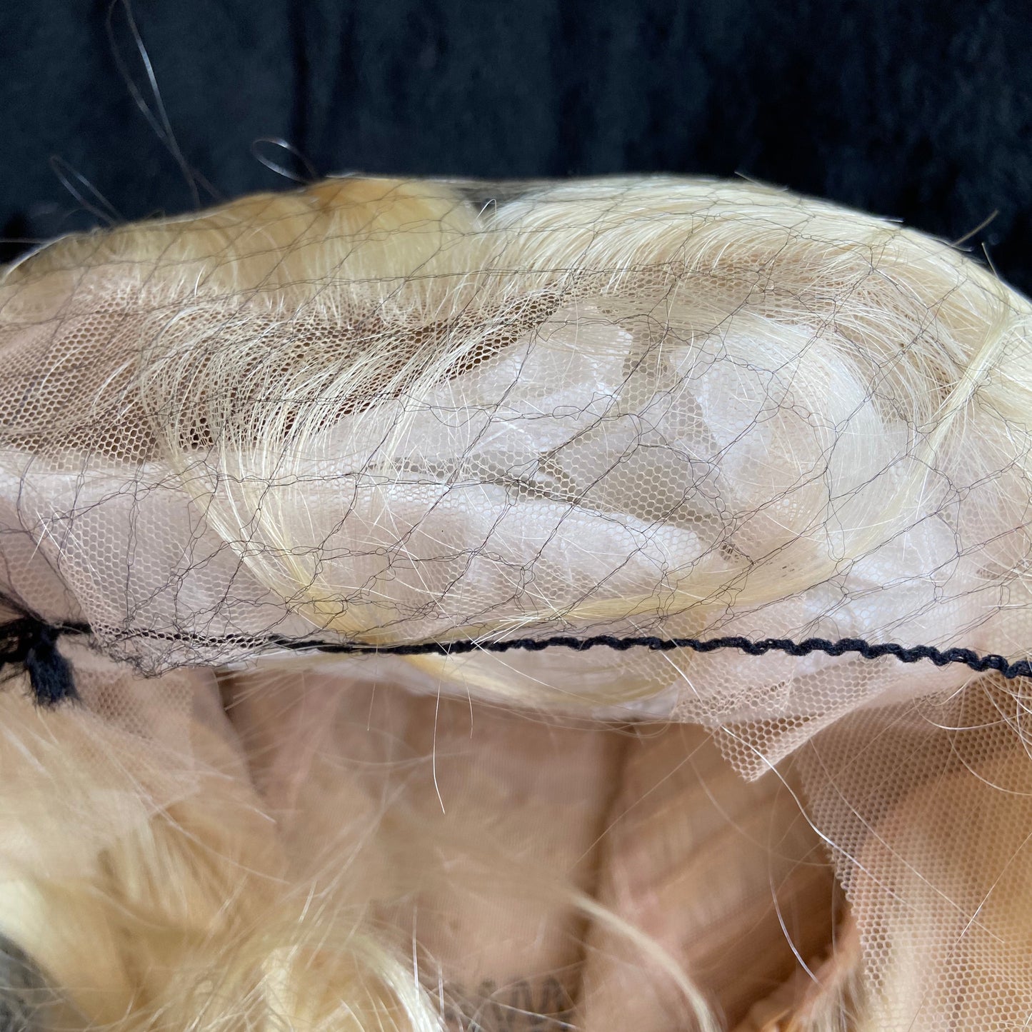 #613 BLONDE LACE FRONT WIG
